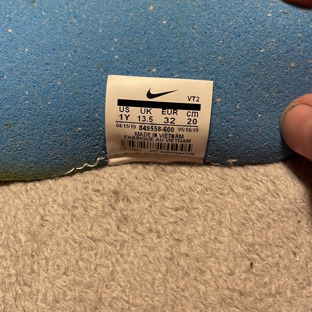 Kids Pink Nike Air Vapromax Flyknit  OFF-WHITE X - Picture 4 of 4